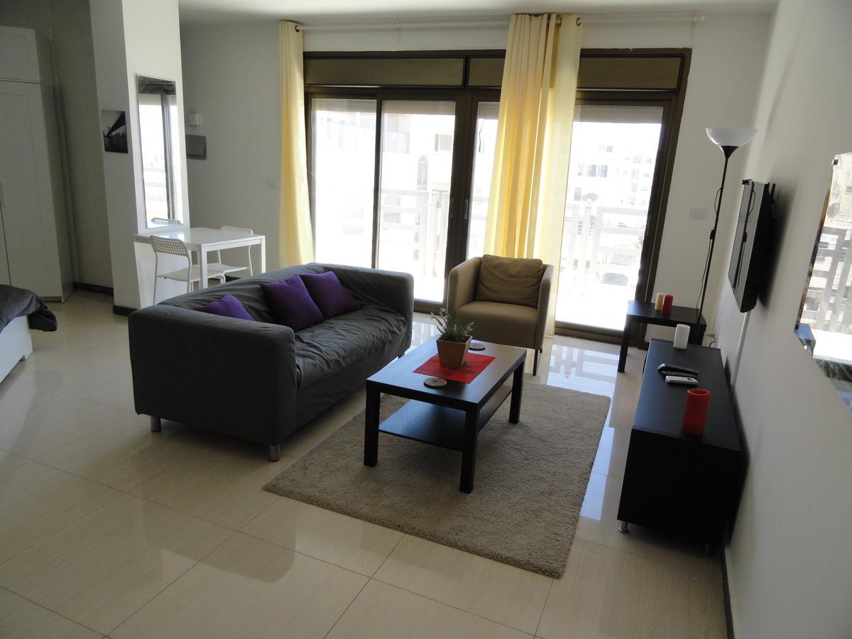 Diyarkom Apartment Amman Exterior photo
