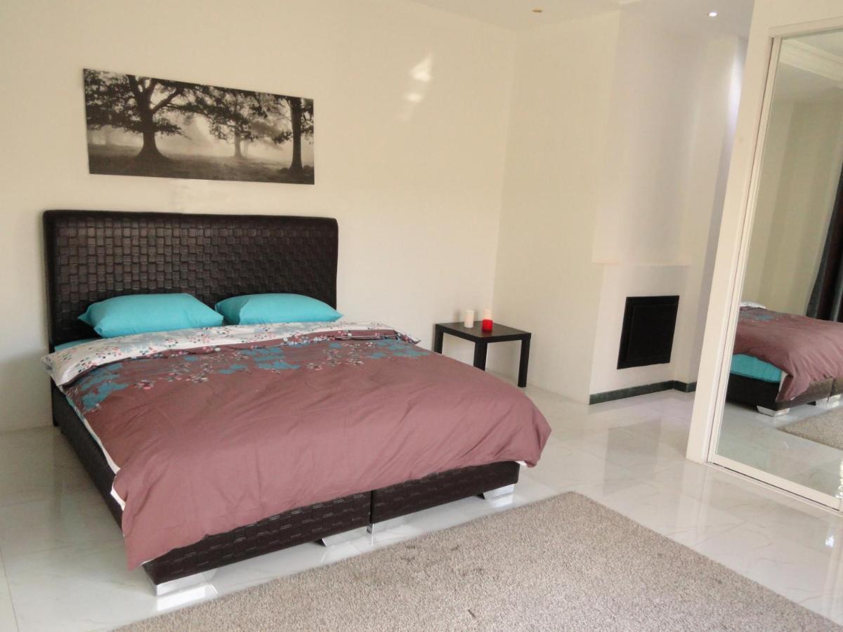 Diyarkom Apartment Amman Room photo